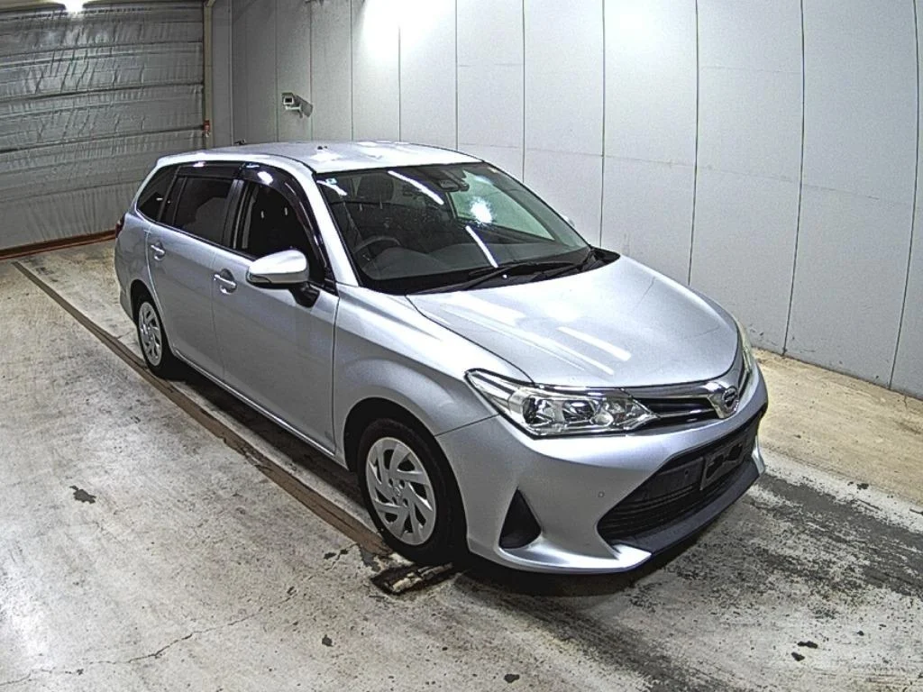 Toyota Corolla Fielder NRE161G 2018